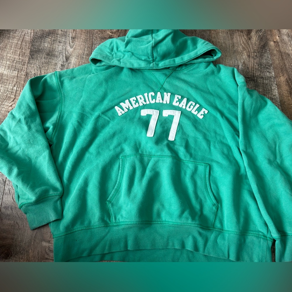 Green American Eagle sweatshirt